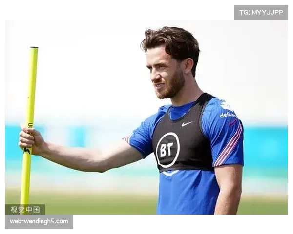 英格兰索斯盖特试验福登客串中锋 无凯恩进攻体系待完善